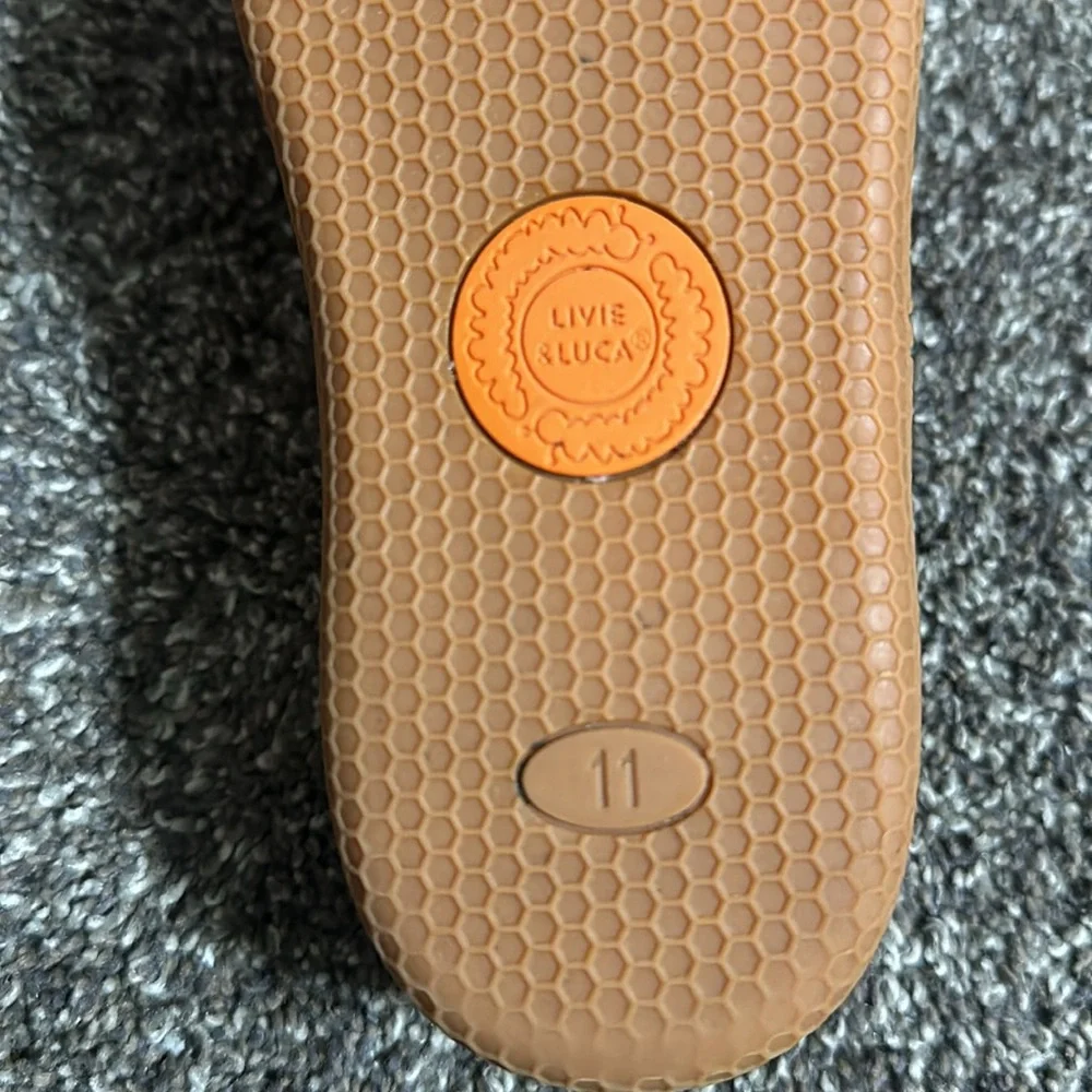 Size 11 Livie & Luca Glory Flats